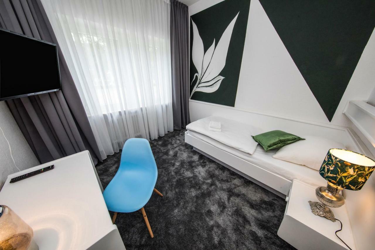Kleines Hotel Heimfeld Hambourg Extérieur photo